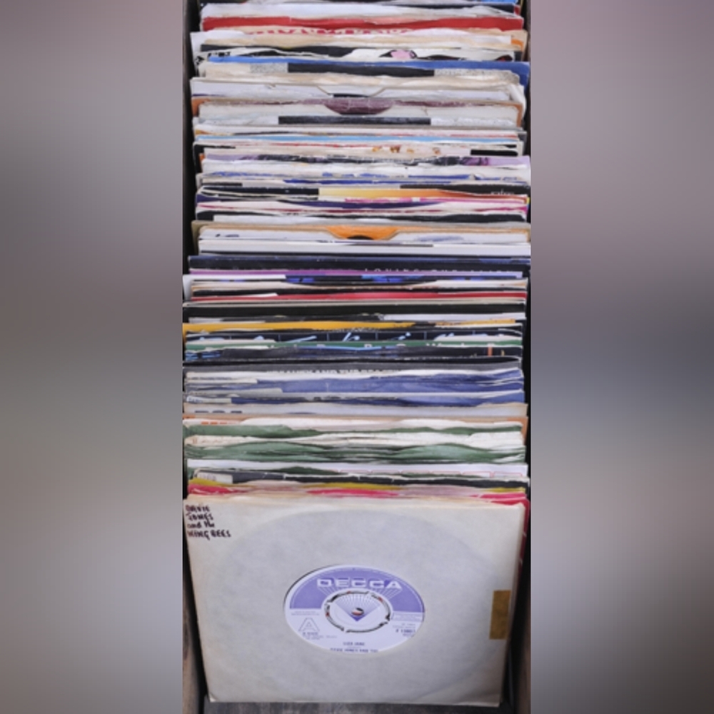 Mystery 45 rpm record bundle of 25 records